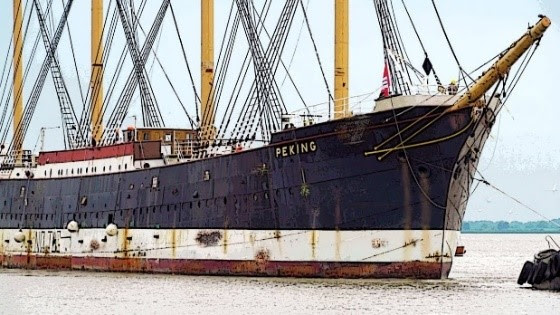 106-year-old barque Peking gets a new life