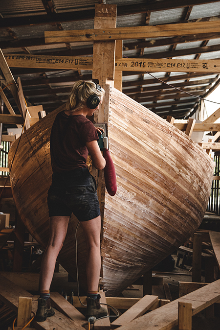 AWBF Maritime Trail 1 - Lefke van Gogh working on a wooden boat in Dave’s Shed