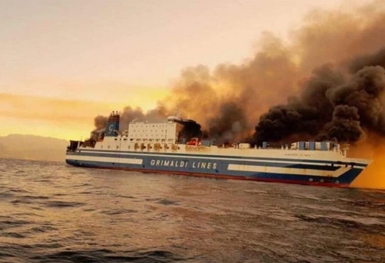 Passengers and crew abandon ship due to major fire on ferry in Greece
