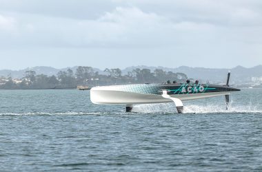 TeamNZ’s new ac40 tow tested behind hydrogen powered chase boat