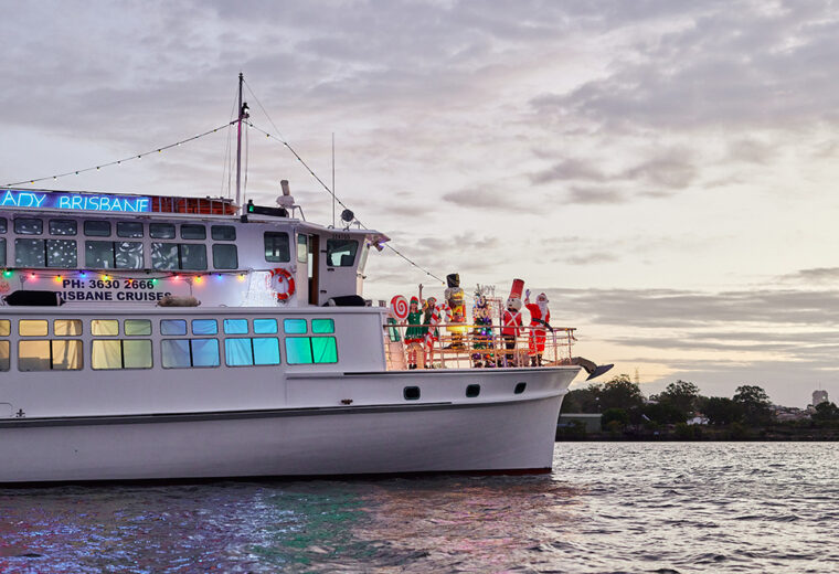 Celebrate the Festive Season at the Northshore Christmas Boat Parade
